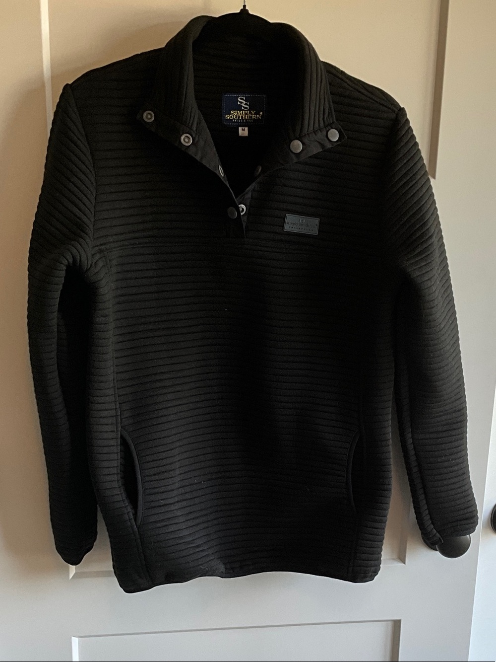 Simply Southern Black Ribbed Snap-Front Pullover Hoodie